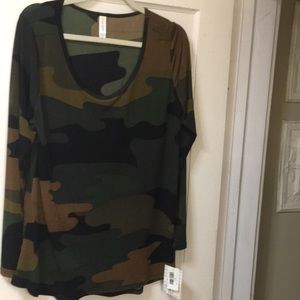 Lularoe lynnae xl camo Nwt